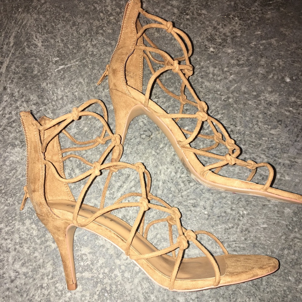 Report Brown Heels